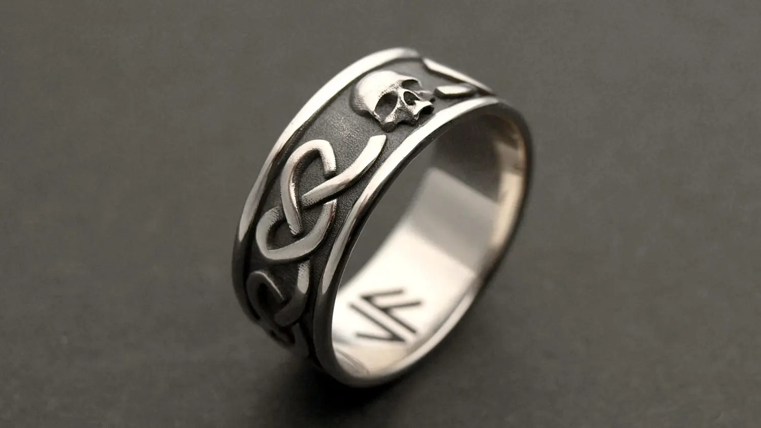 Bijoux personnalisés et création sur mesure_Hervé ROY_La Bizouterie de Saint bonnet le Château