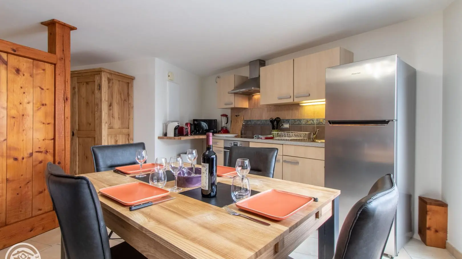 Cuisine ouverte et espace repas