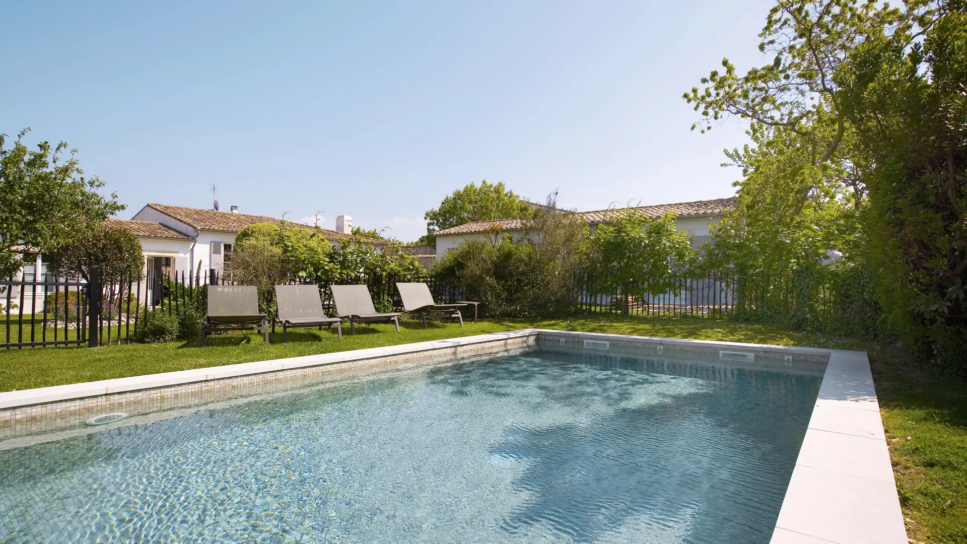 Swimming pool at Villa du Clos