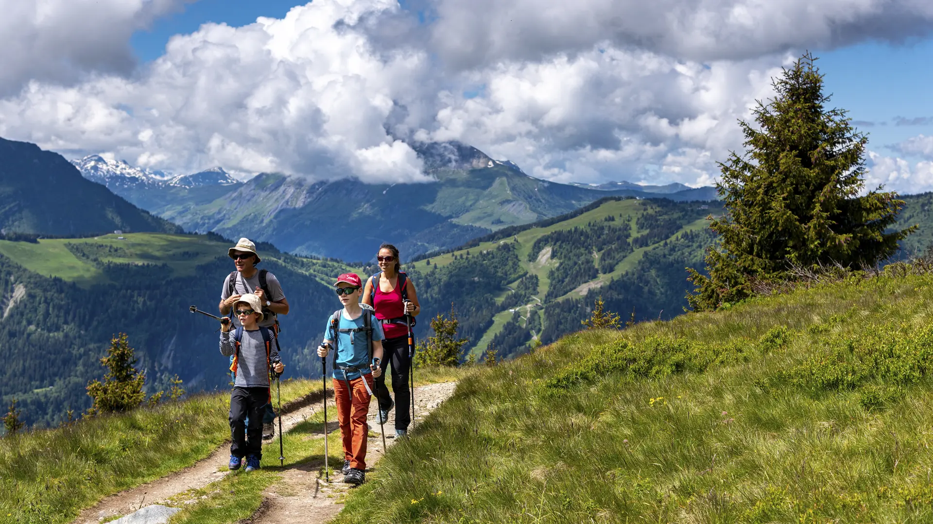 Famille randonneurs
