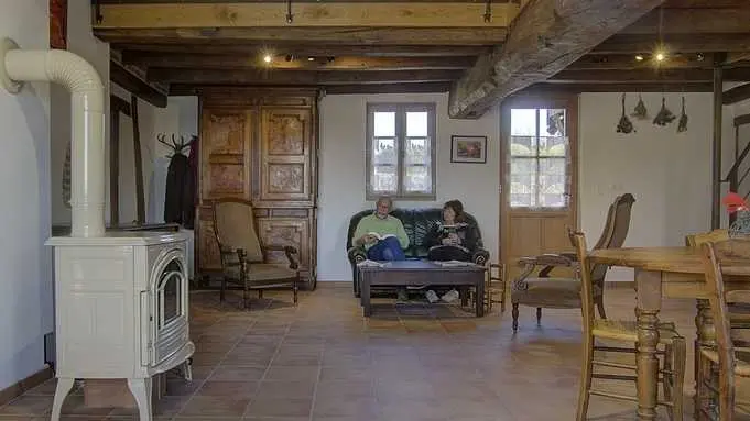 Jean Paul et Marie Pierre sont heureux de vous faire découvrir leur ferme Bressane.