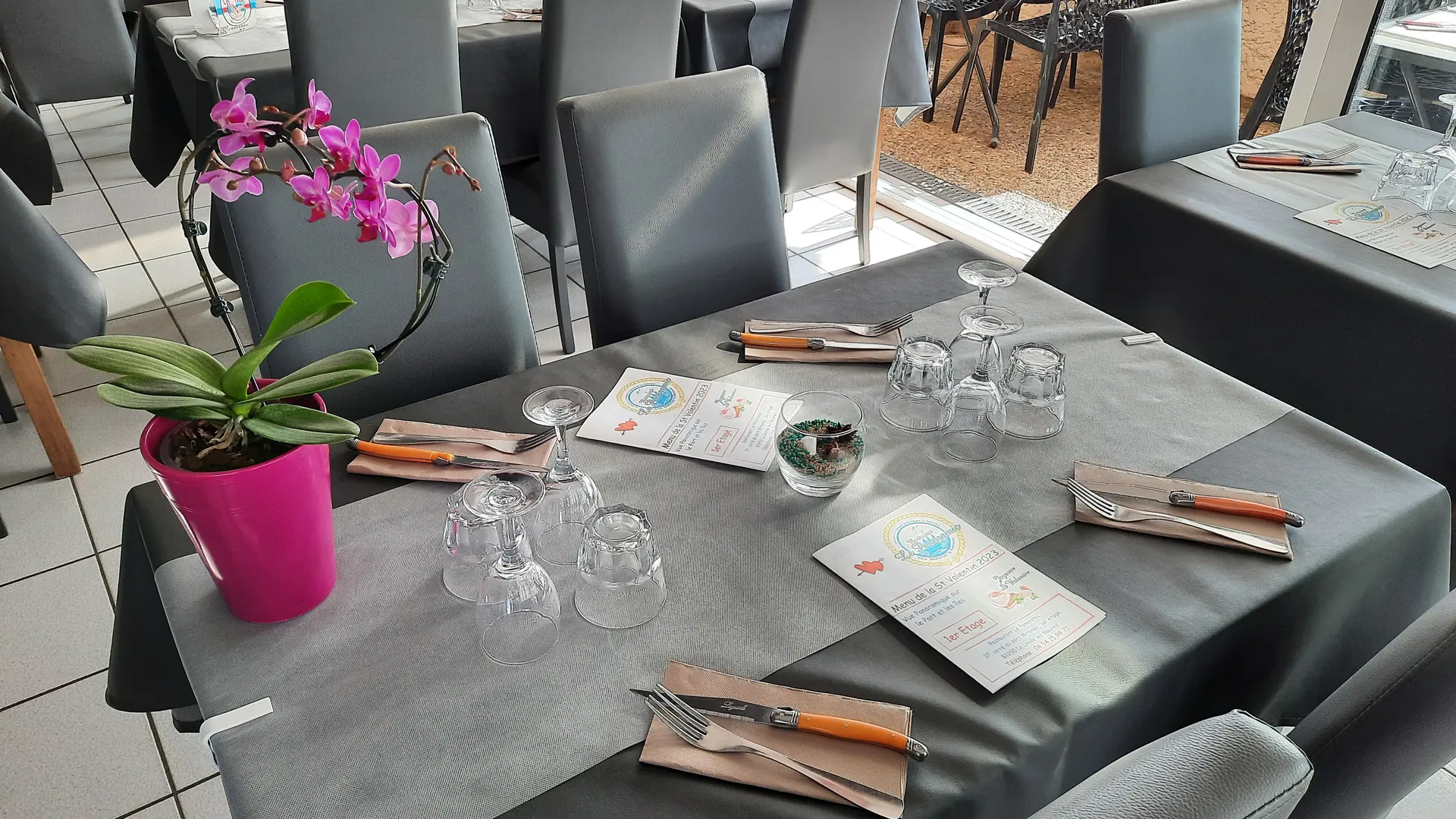 Restaurant avec salle et terrasse vue mer à La Londe les Maures