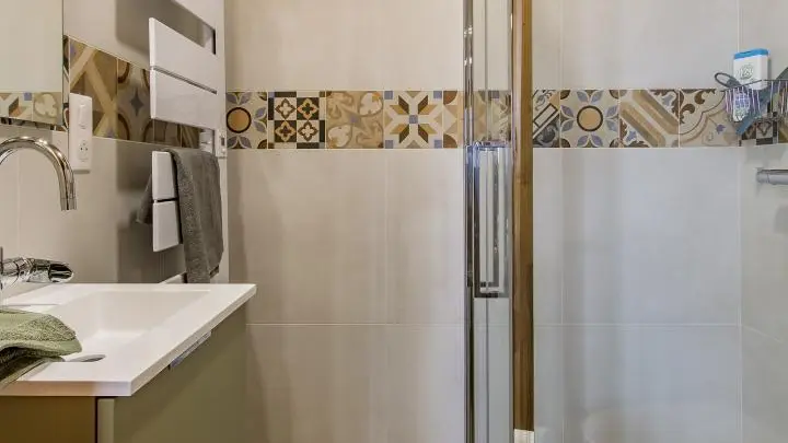 Salle de bain de la chambre Balmaz