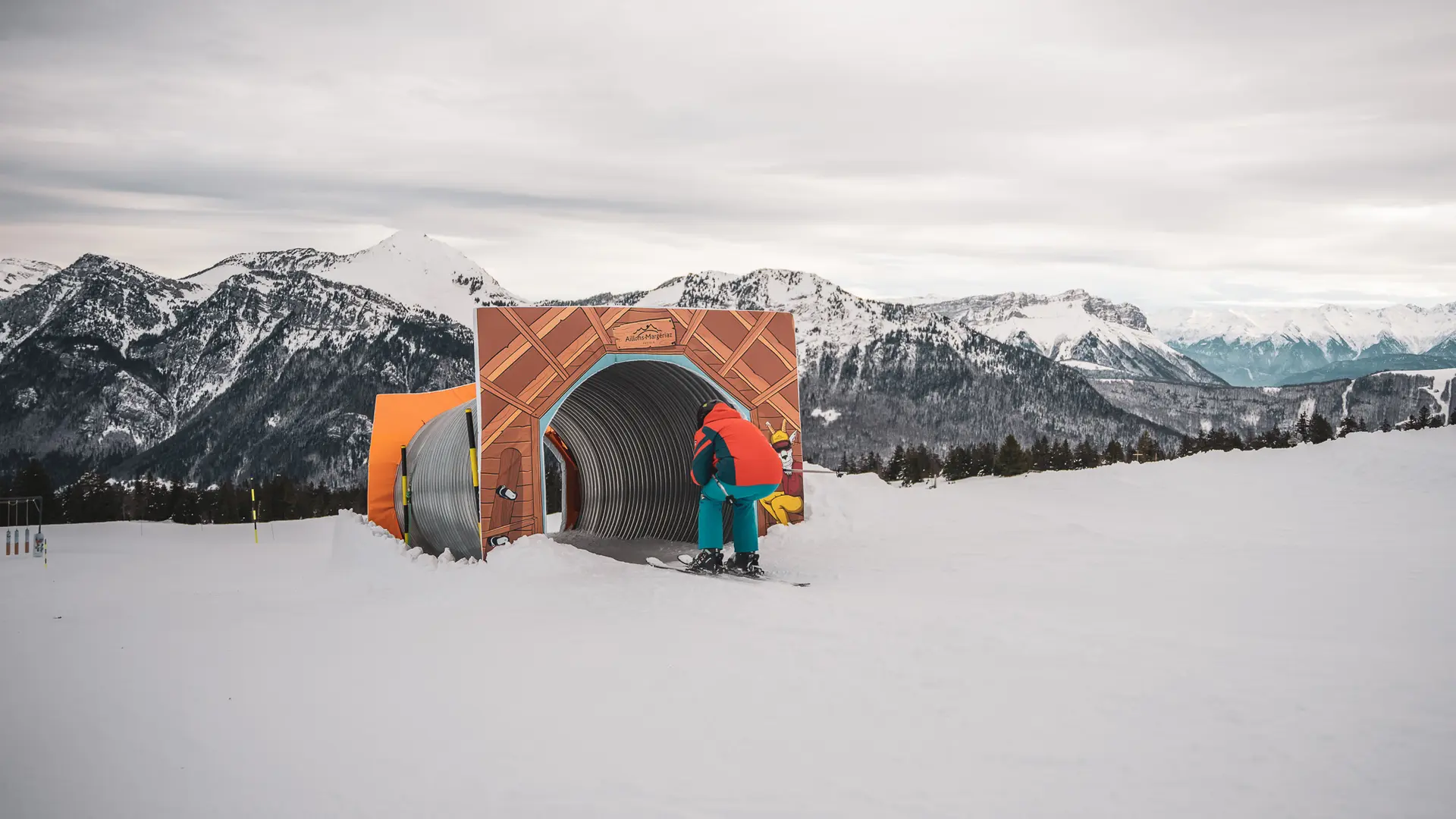 Le tunnel de Blanchot
