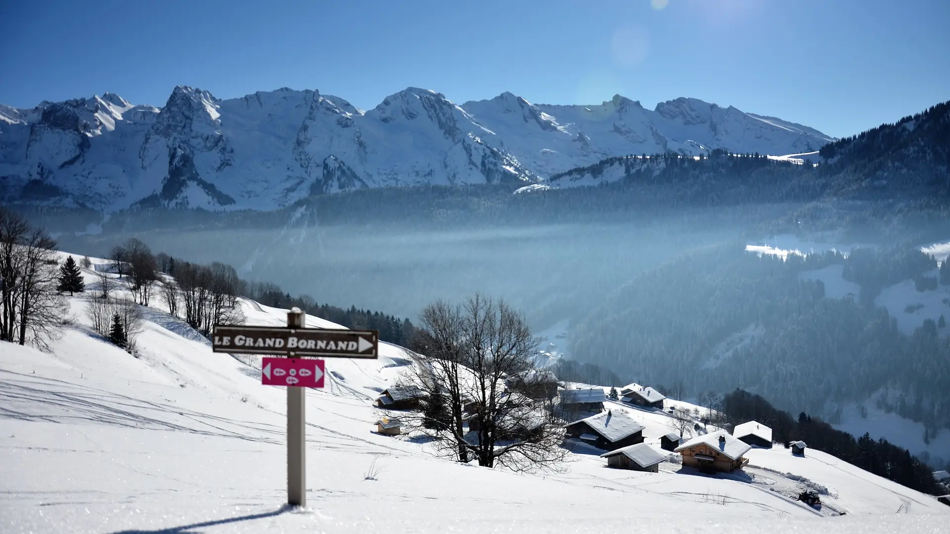 Itinéraire raquettes face à la chaîne des Aravis