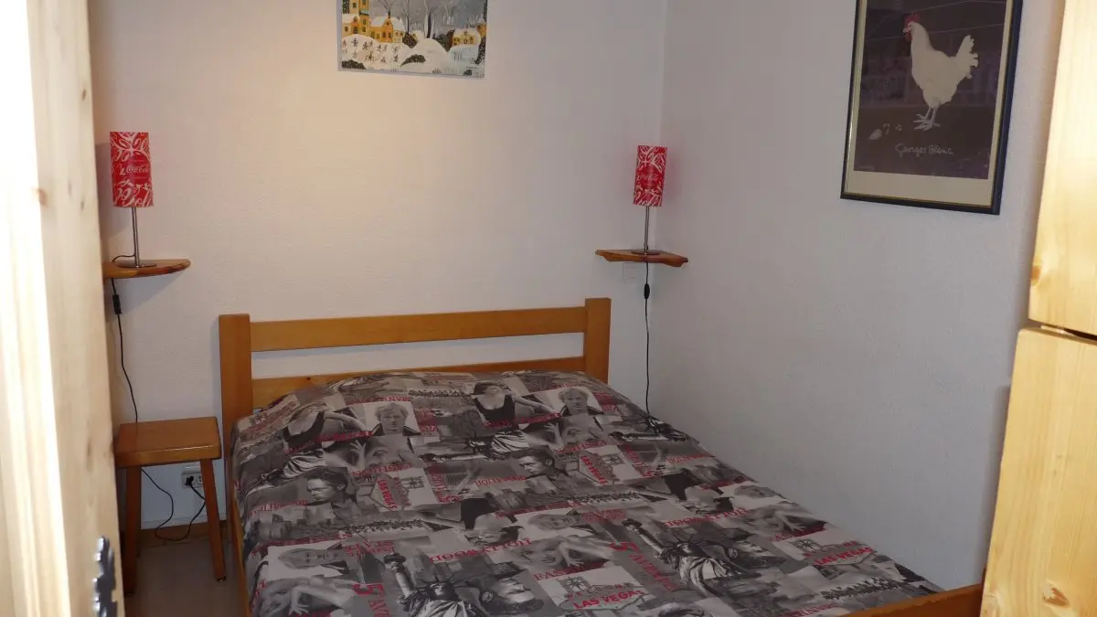 Chambre avec lit double/Bedroom with a double bed-Etoile des Neiges-Le Grand-Bornand