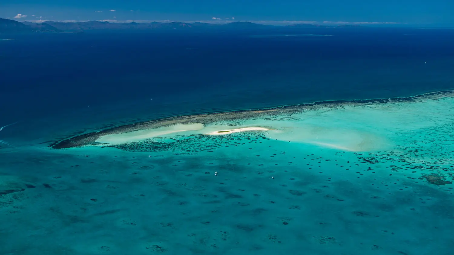 Vue sur le lagon et l'îlot Goéland