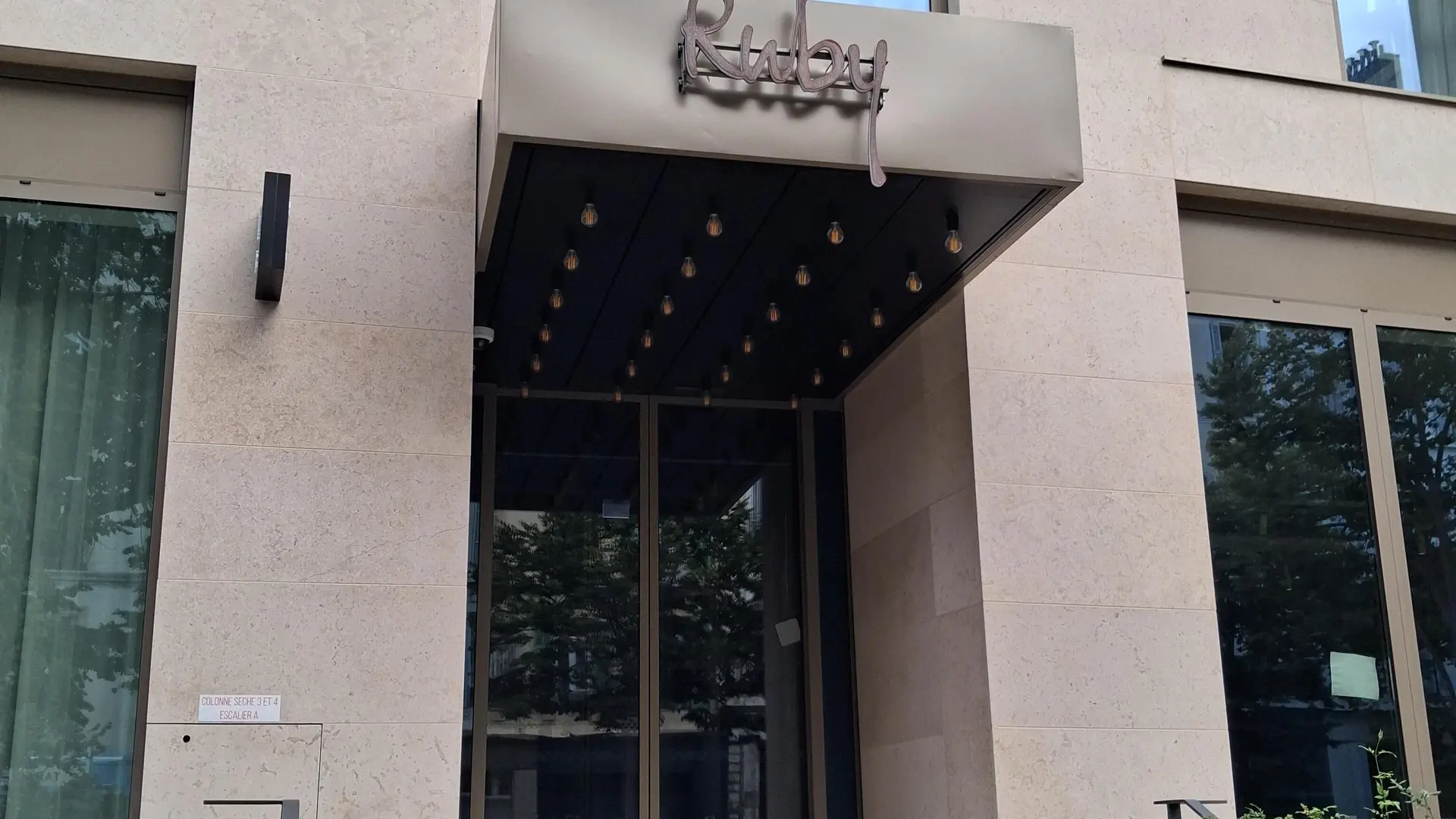 Façade entrée