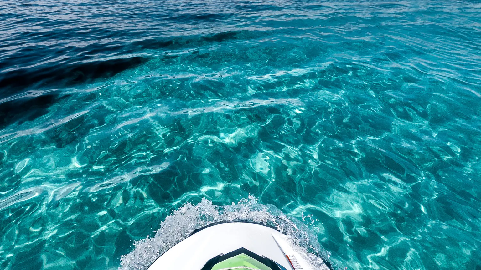 Jet 007 - Randonnée découverte 1 heure en scooter des mers_Le Lavandou