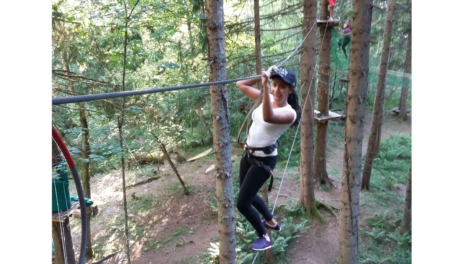 foret magique -accro park chamonix - pont de singe
