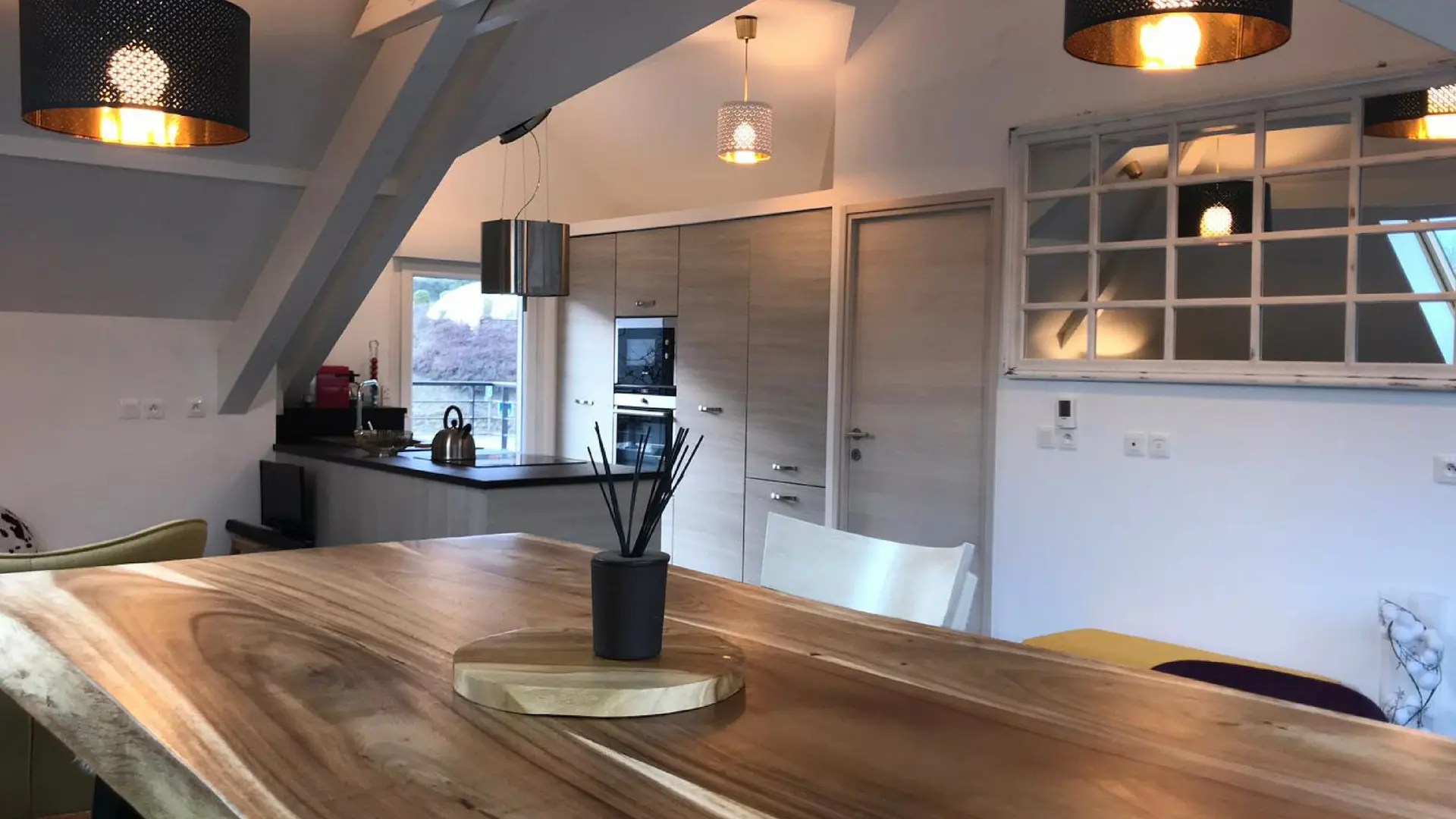 dining room kitchen corner