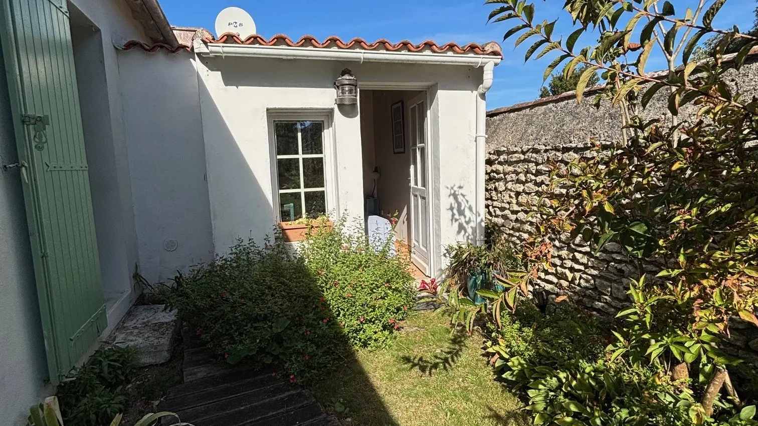 Jardín + habitación