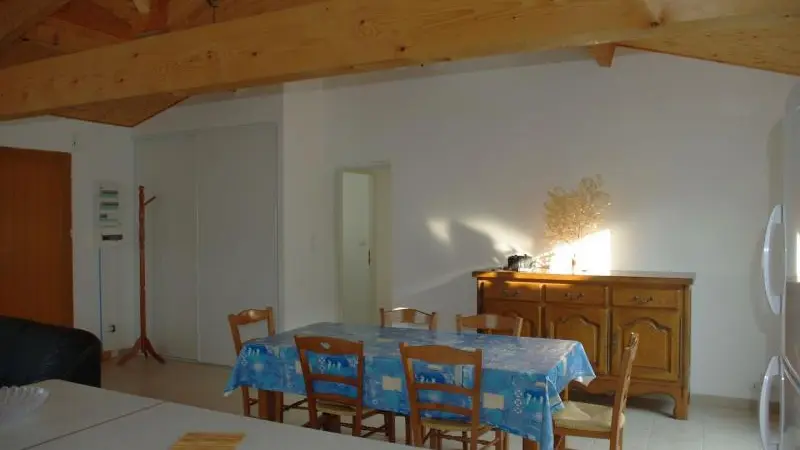 Séjour et table à manger