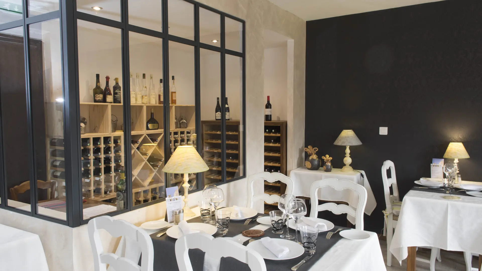 Restaurant et cave à vin