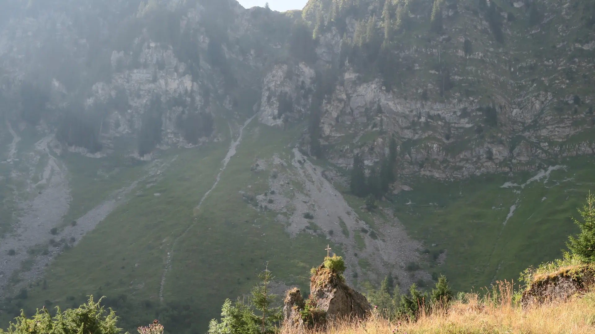 Croix à l'alpage de Graydon