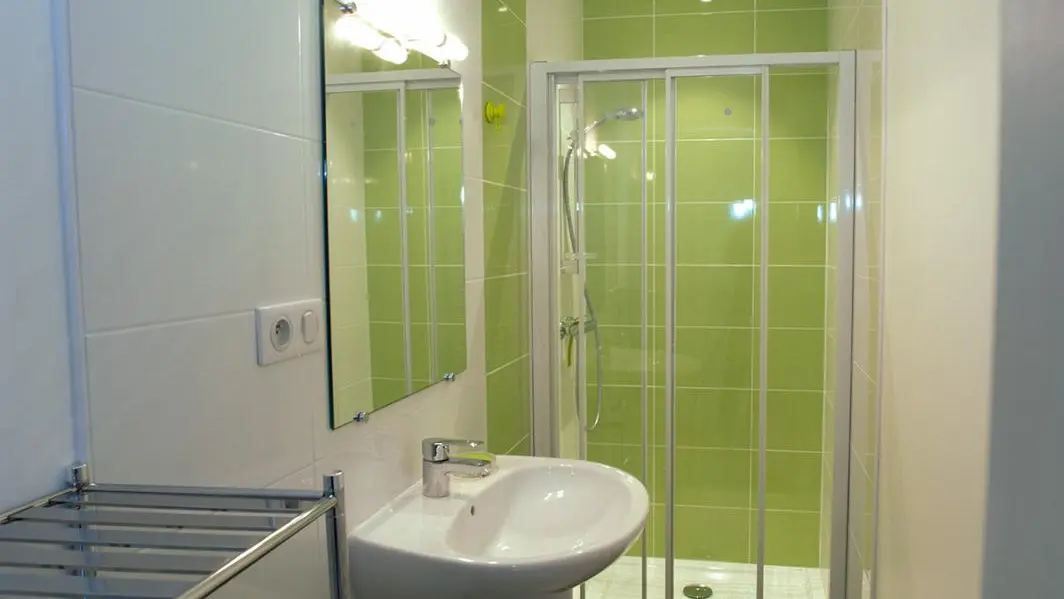 2ème salle d'eau Tournesol
