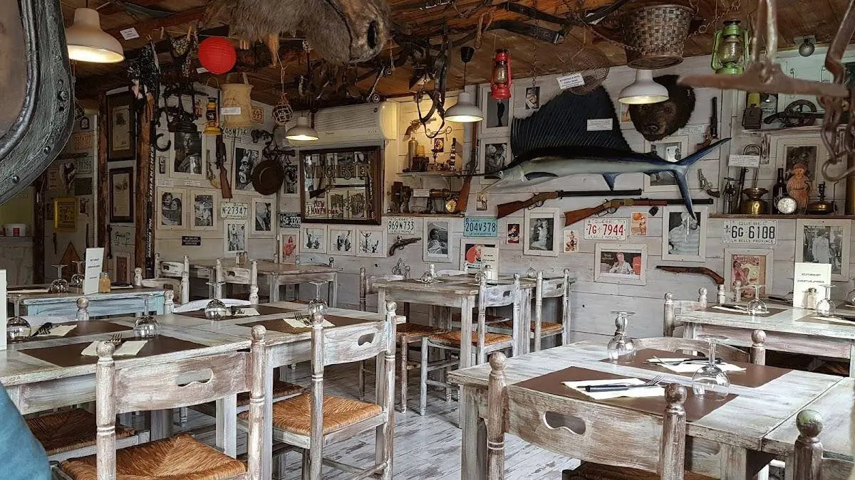 Canadian Corner_Carrières-sur-Seine