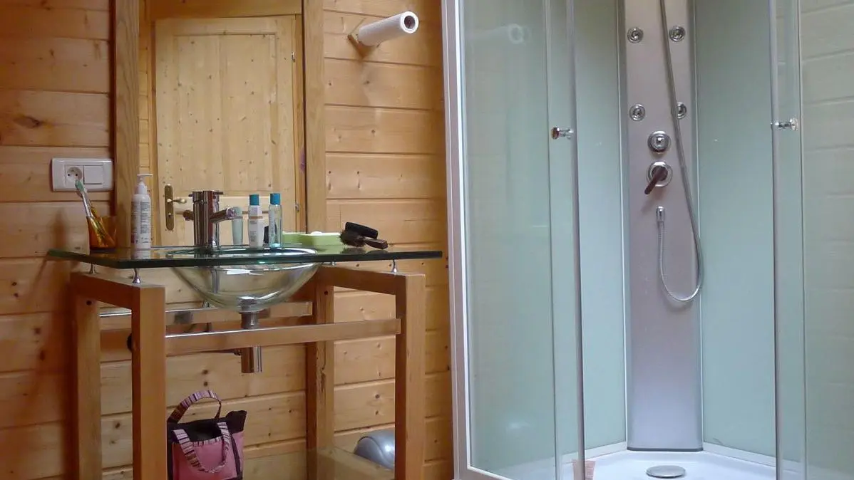 Salle de douche - Chambre 2