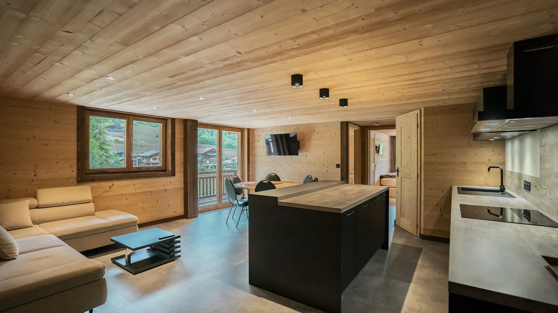 Salon et cuisine - Chalet les Cerfs_Châtel