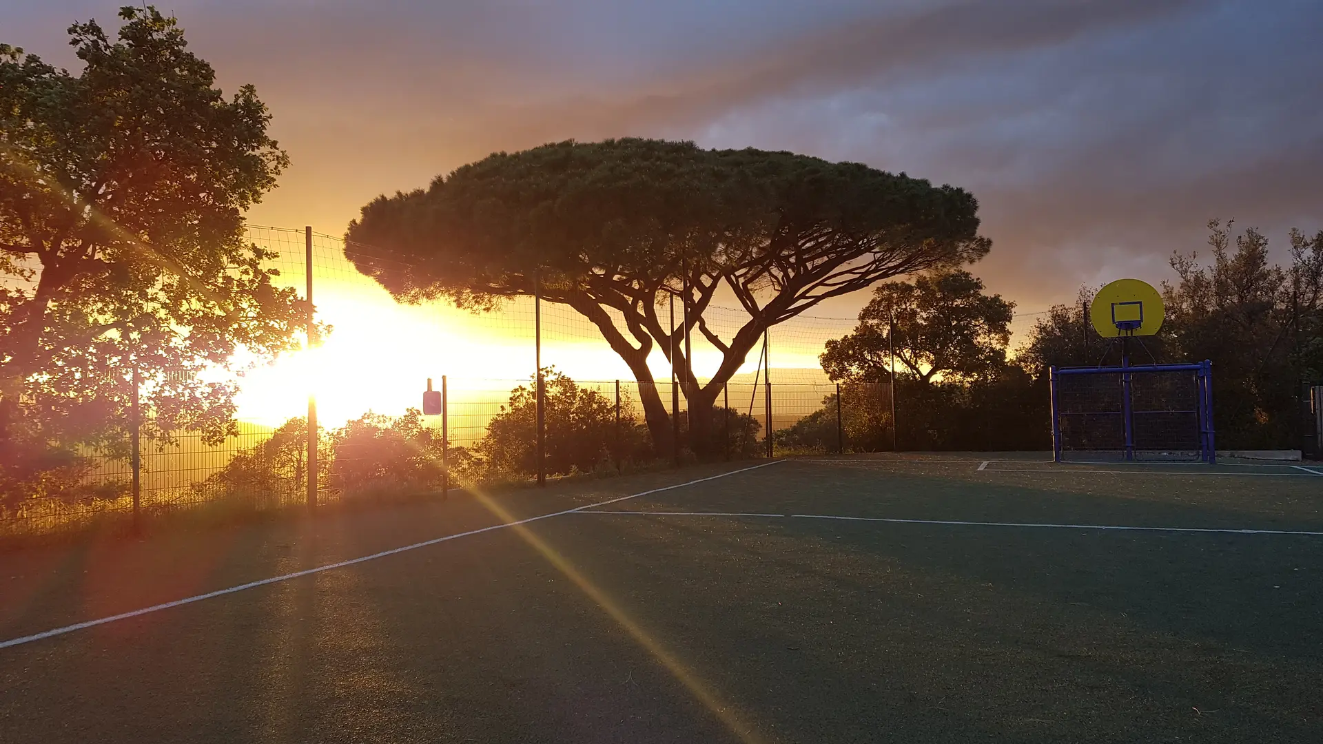 Coucher de soleil au mini-stade