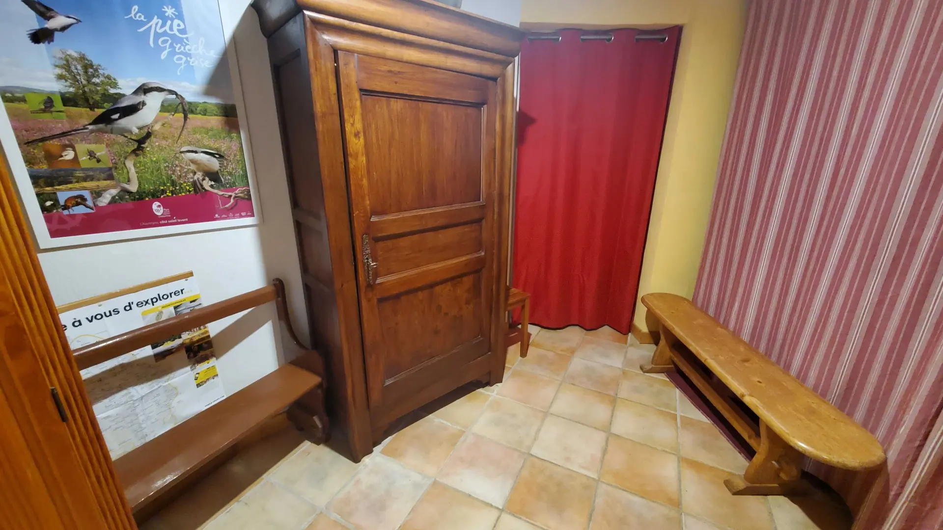 Salle d'accueil rez-de-chaussée