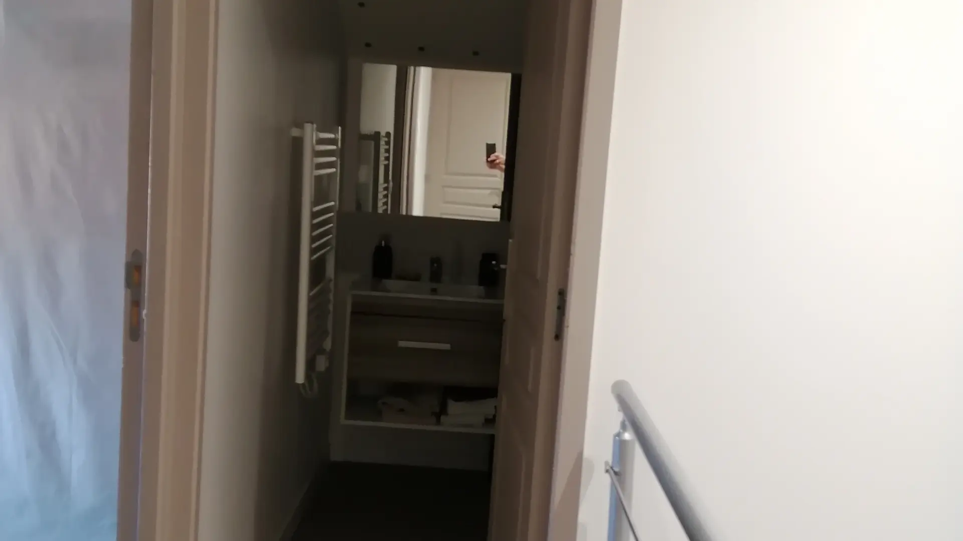Couloir menant aux chambres