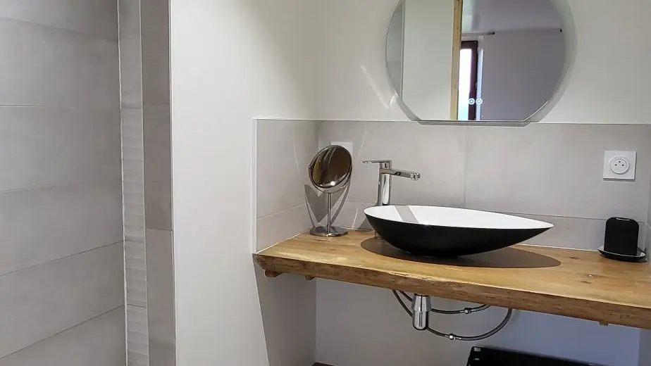 Chambre Les Jonquilles - salle d'eau