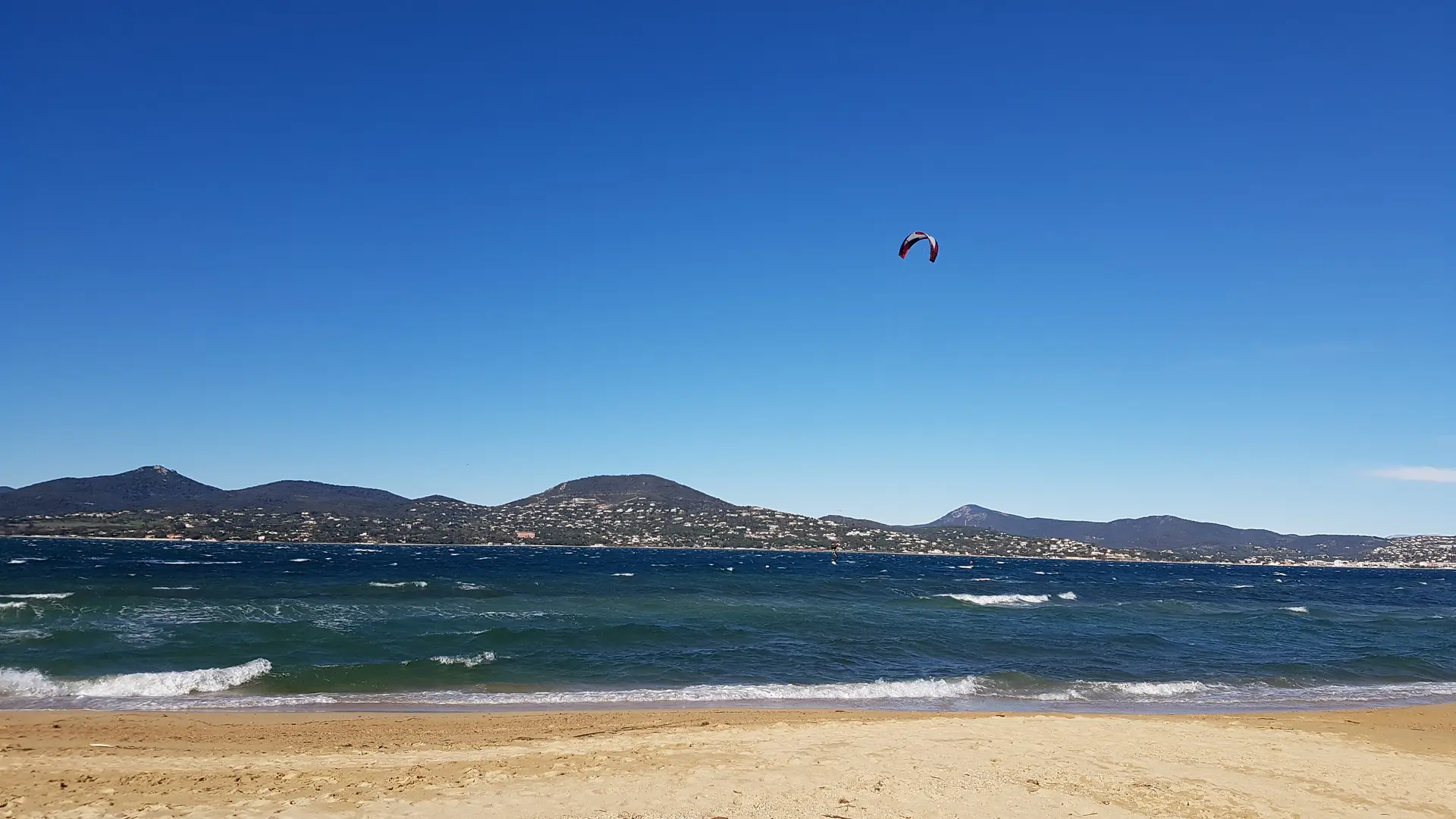 Plage de la Bouillabaisse à Gassin - https://gassin.eu