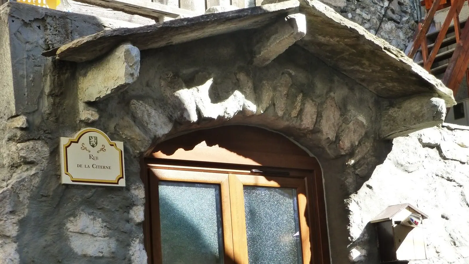 Pierre sculptée de Saint-Crépin
