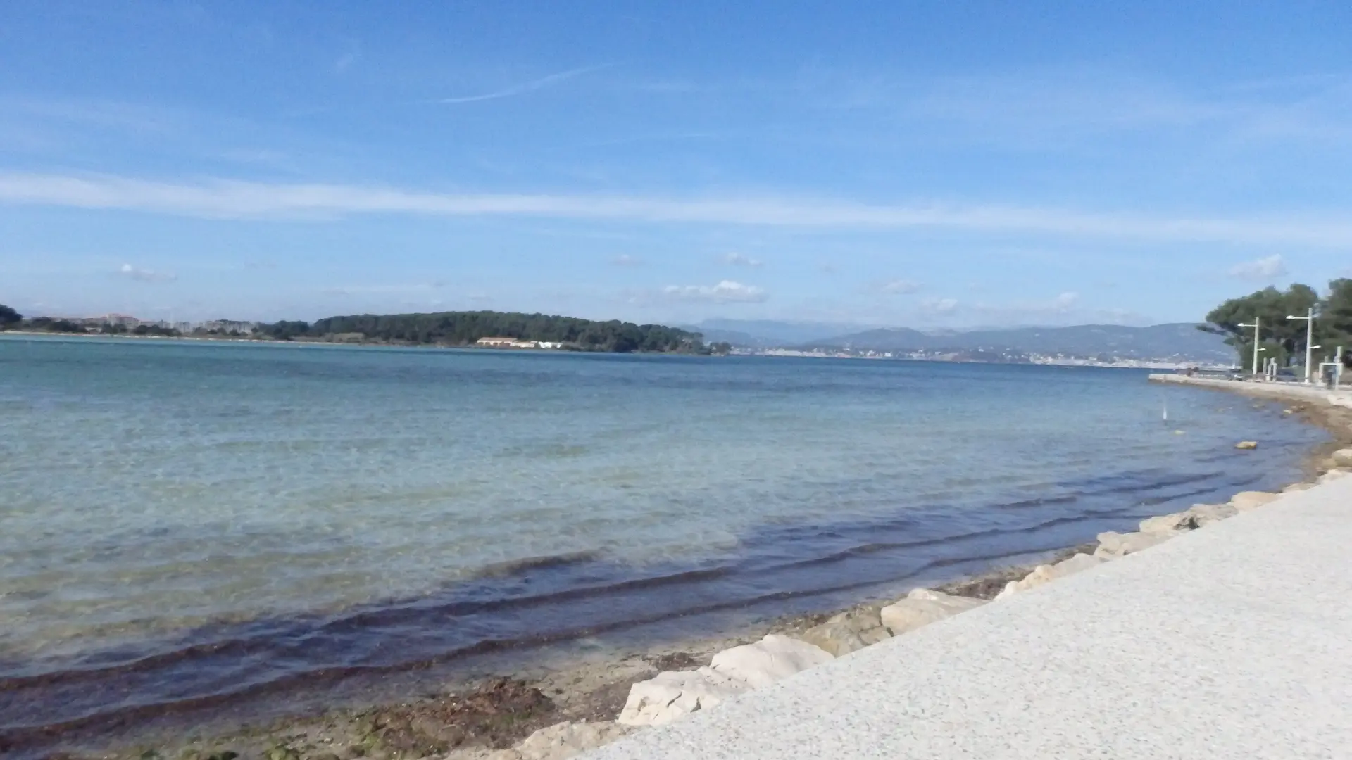 Studio dans une résidence - Le Brusc