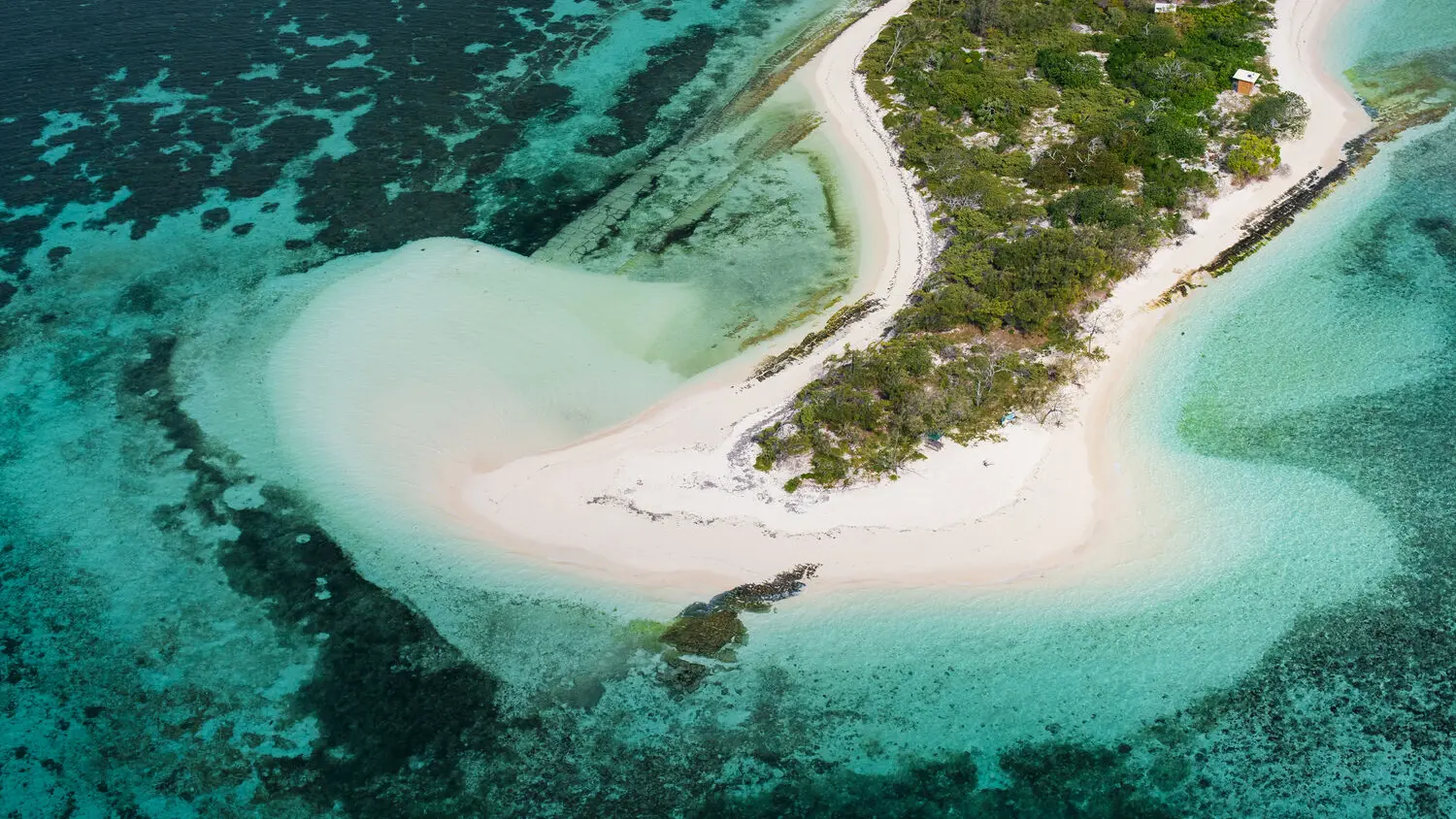 Des îlots magnifiques à observer au dessus du lagon