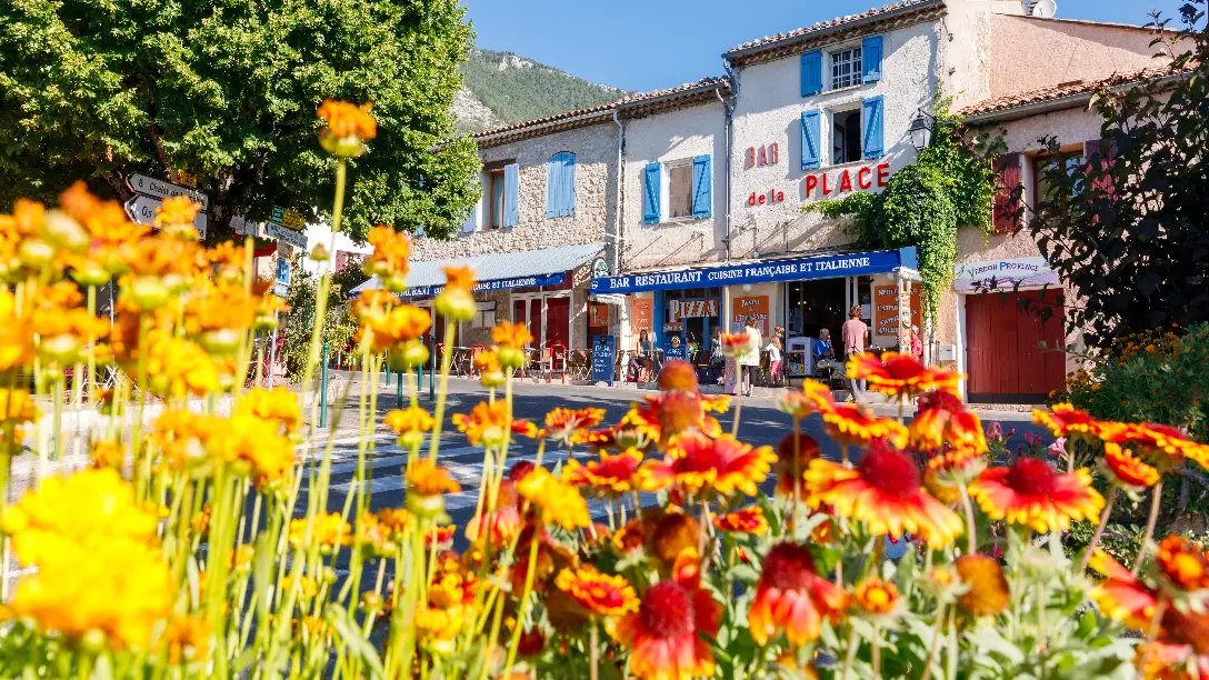 La Palud-sur-Verdon, Village