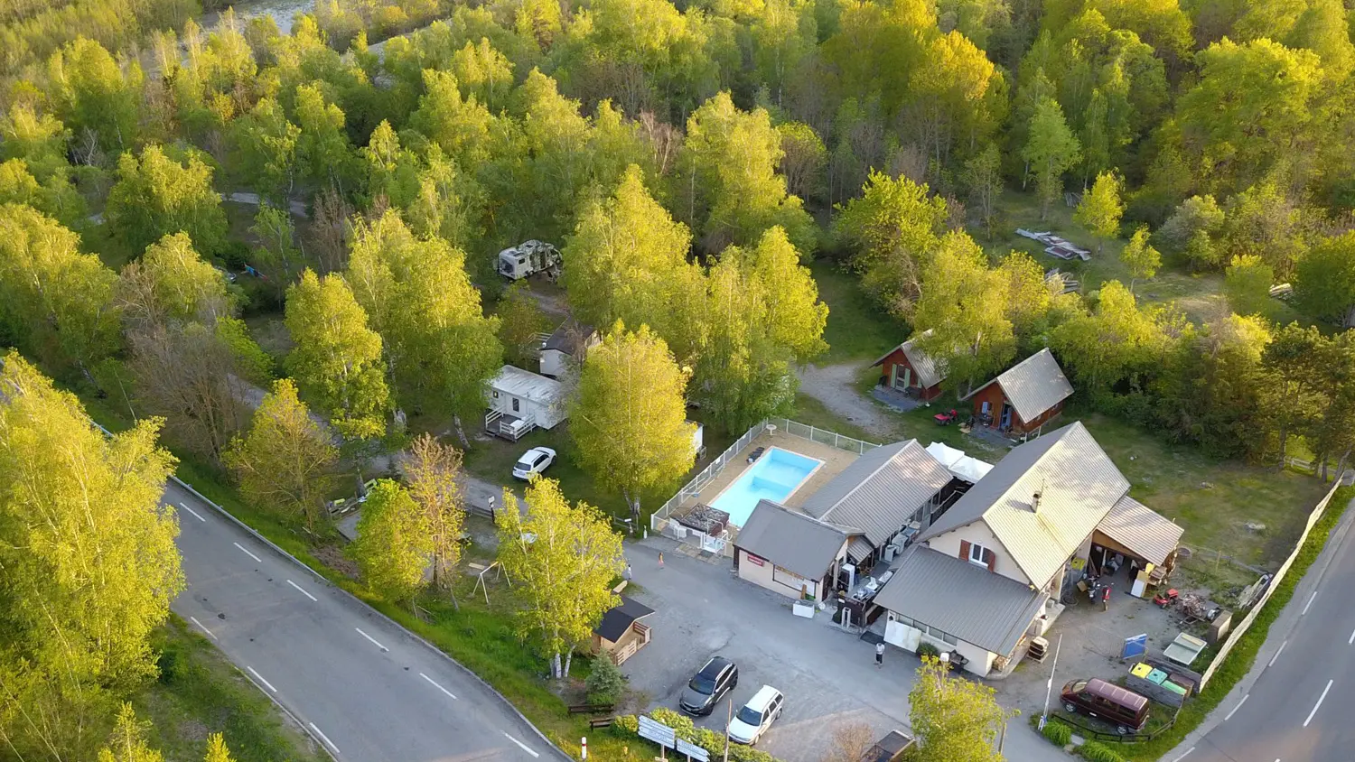 Camping Les Sittelles à Chabottes, vallée du Champsaur