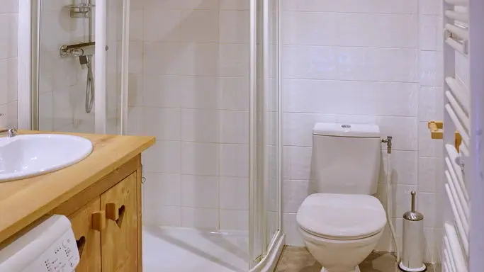 Grand-Loup - Salle de bain