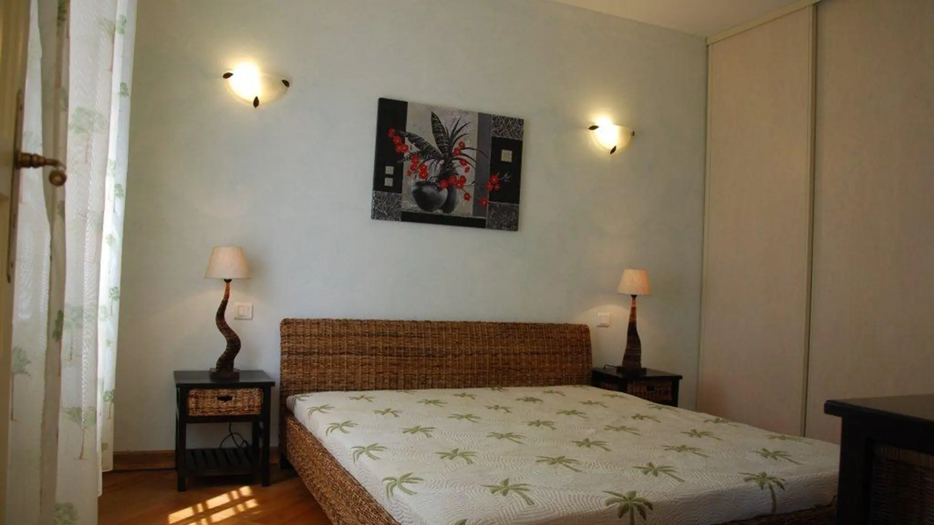 Chambre location meublée Mr et Mme Lerda à Mougins