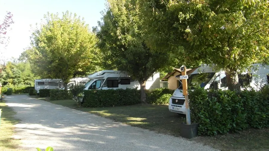 Camping les Ulezes- Saint Donat