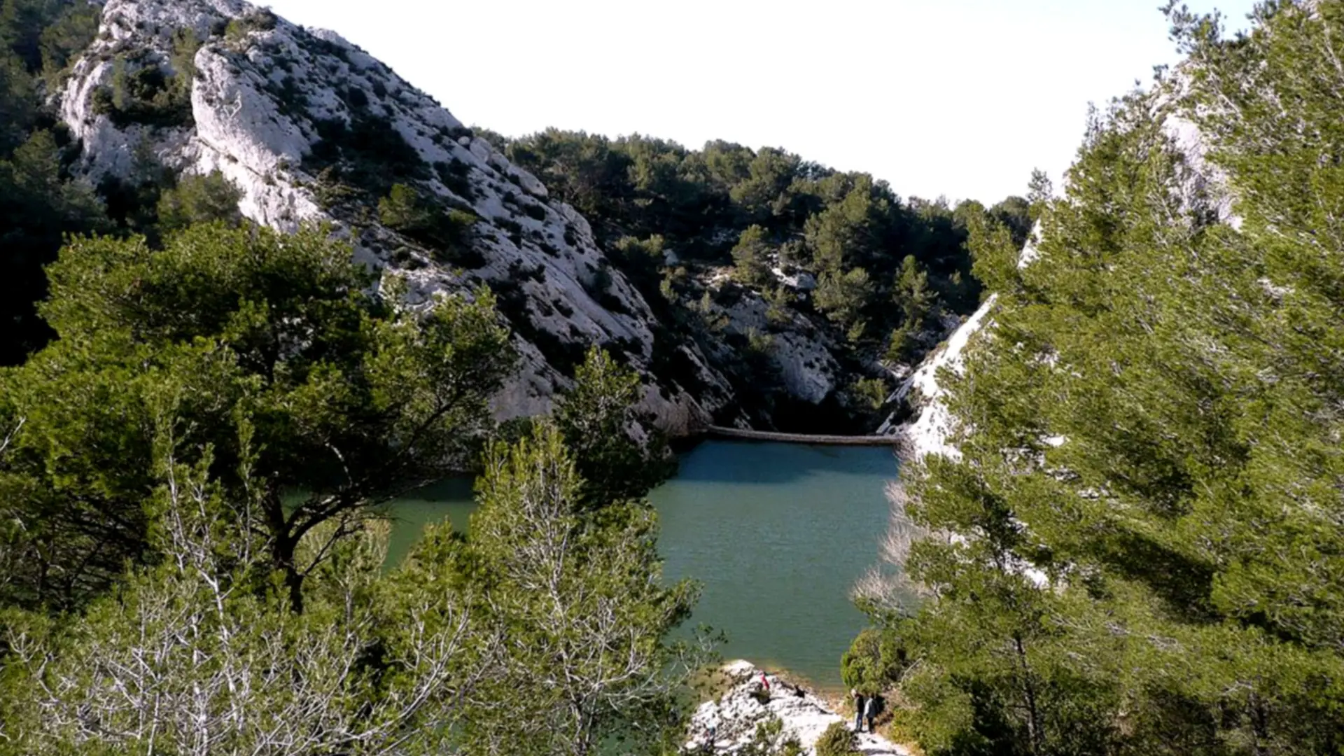 Peiroou-See in Saint-Rémy-de-Provence