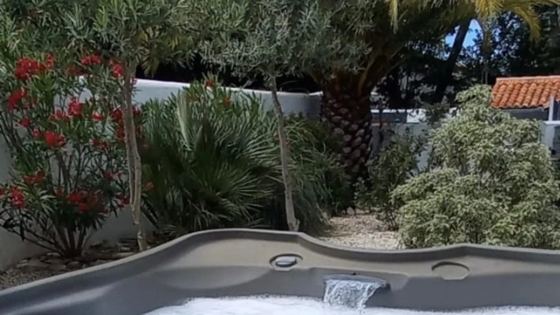 jacuzzi