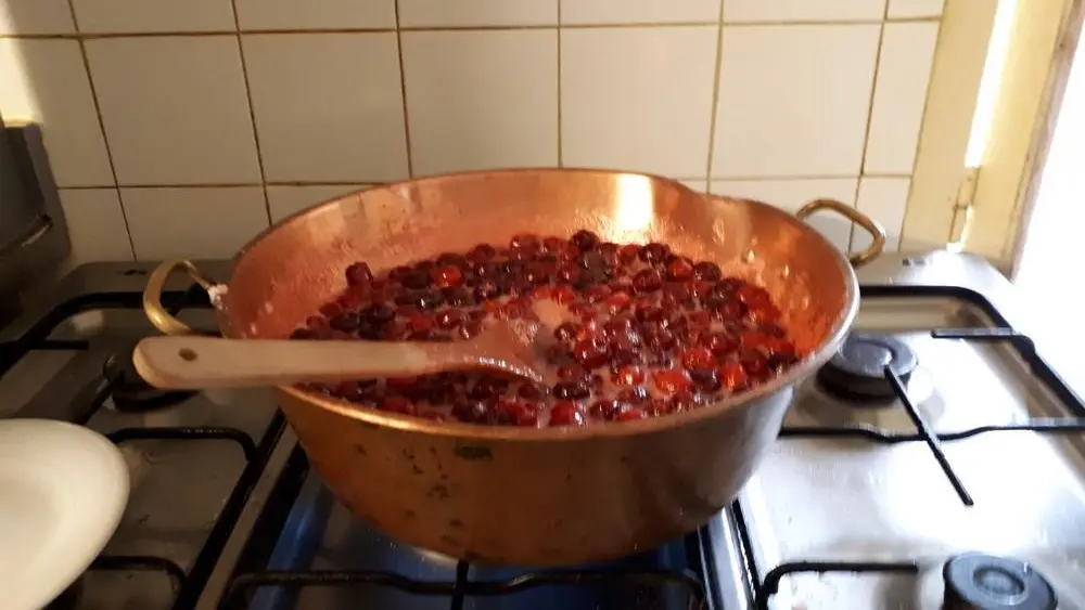 Confiture de cerises pour le petit déjeuner