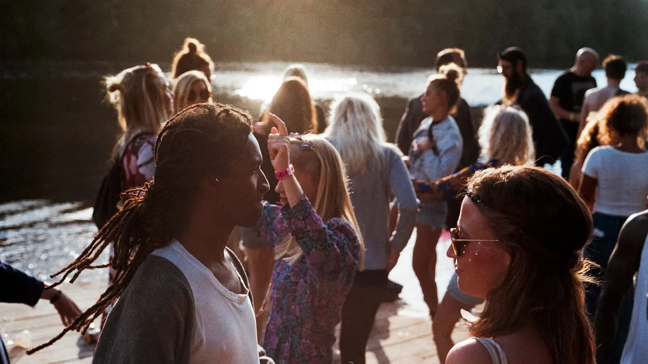 Atelier de danses de bal folk par Louv'Folk_Belley