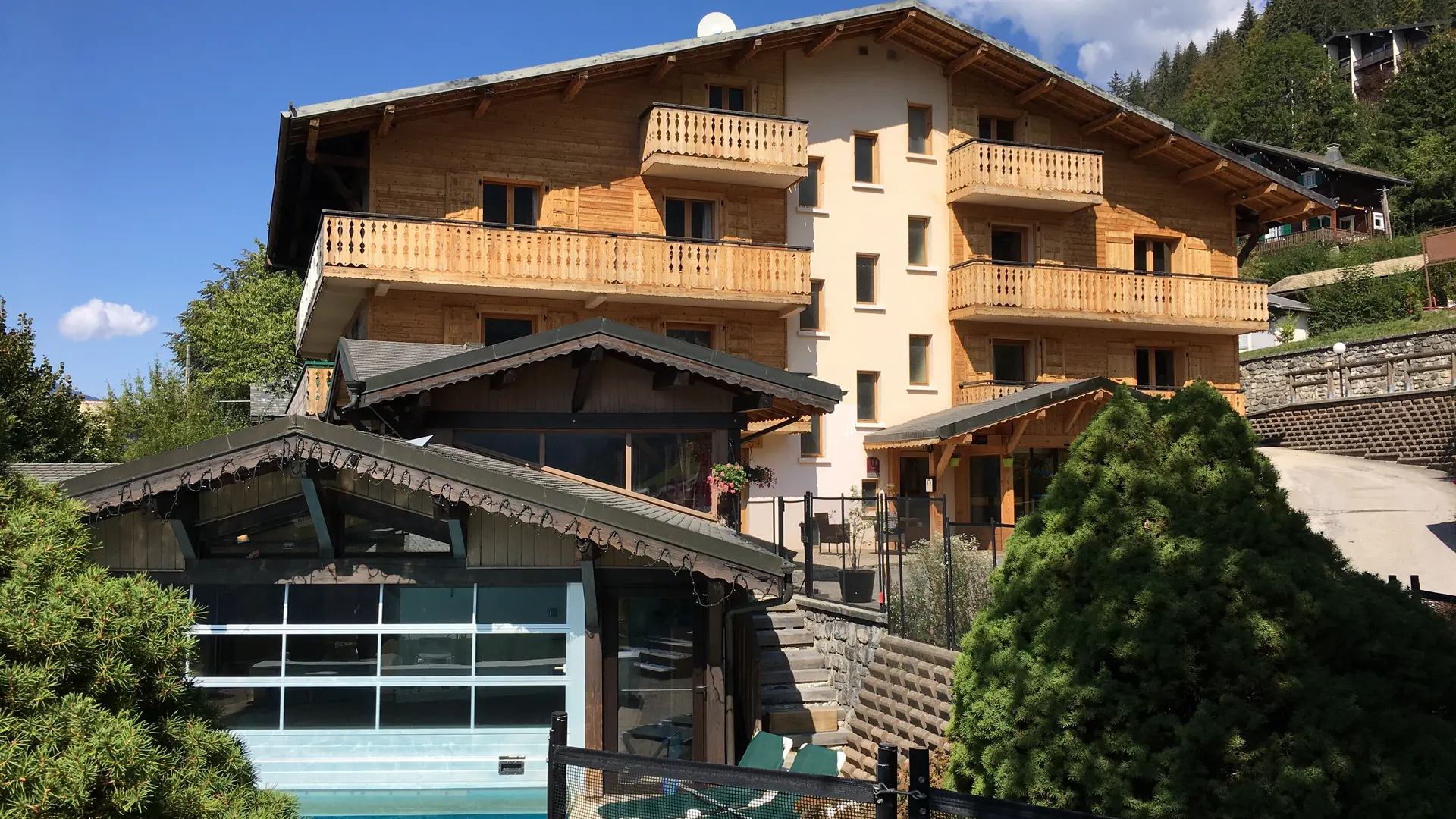 Hôtel Hermine Blanche face & Piscine été