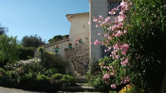 Gîte la Pairoulette-Extérieur -Vallauris- Gîtes de France Alpes-Maritimes