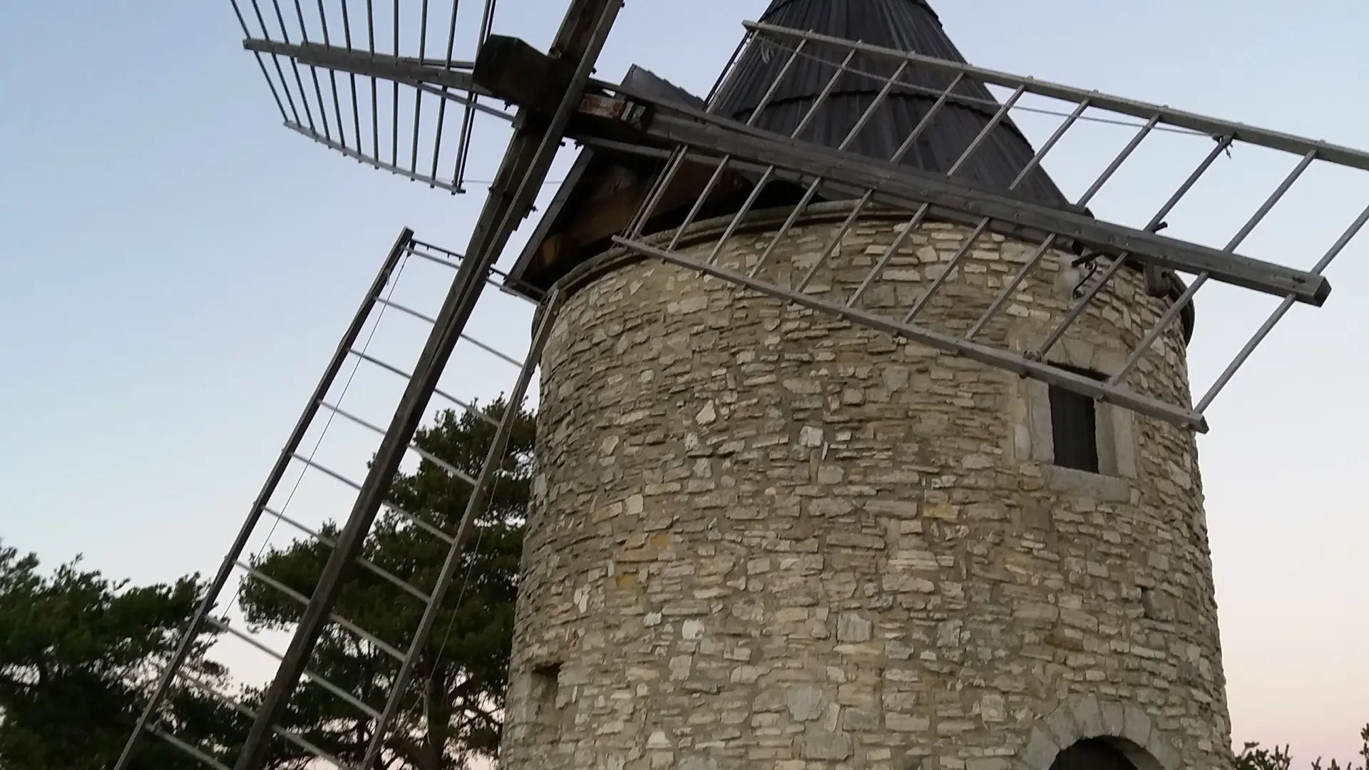 Moulin à vent Saint Elzéar