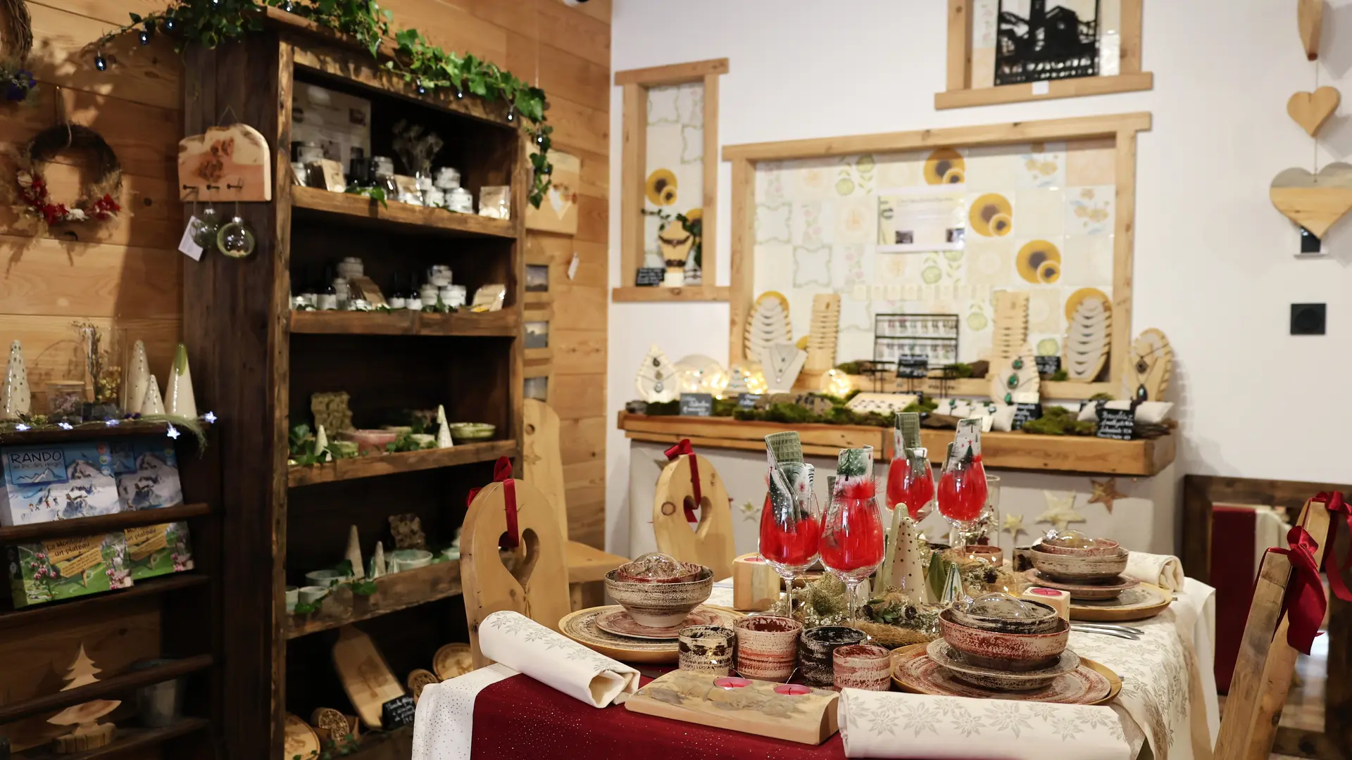 Boutique d'artisanat et de producteurs locaux Coeur Clarée à Névache