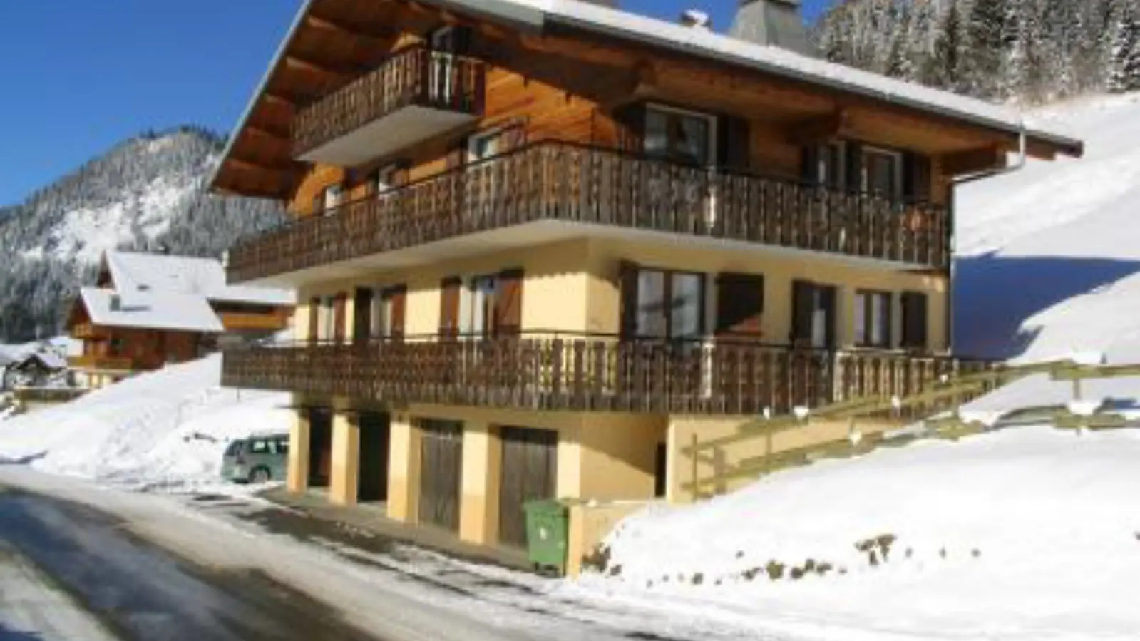 Le chalet en hiver