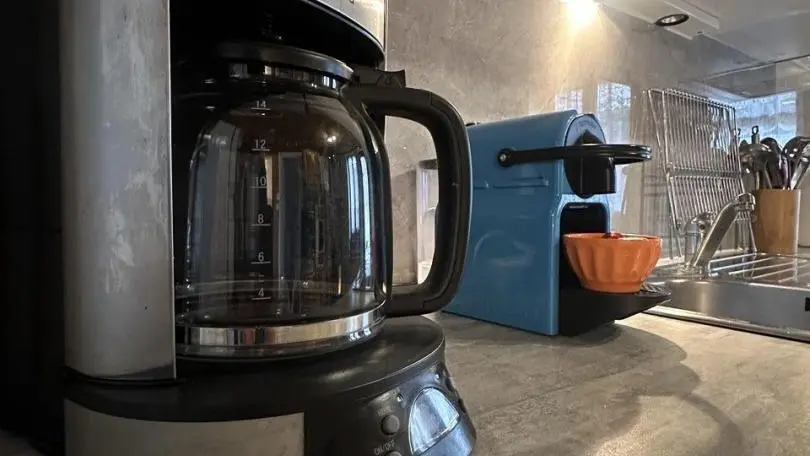 Cafetière électrique et Nespresso