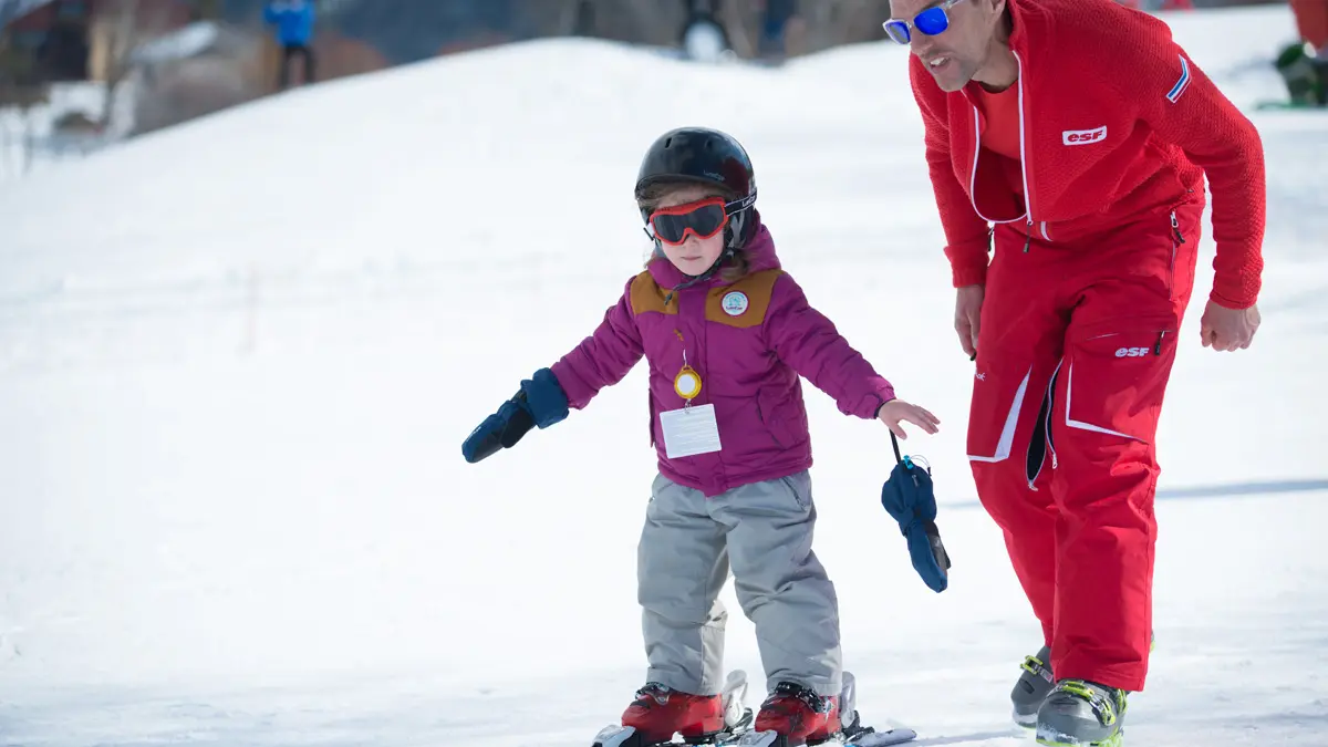 Cours de ski alpin avec l'ESF d'Ancelle, vallée du Champsaur