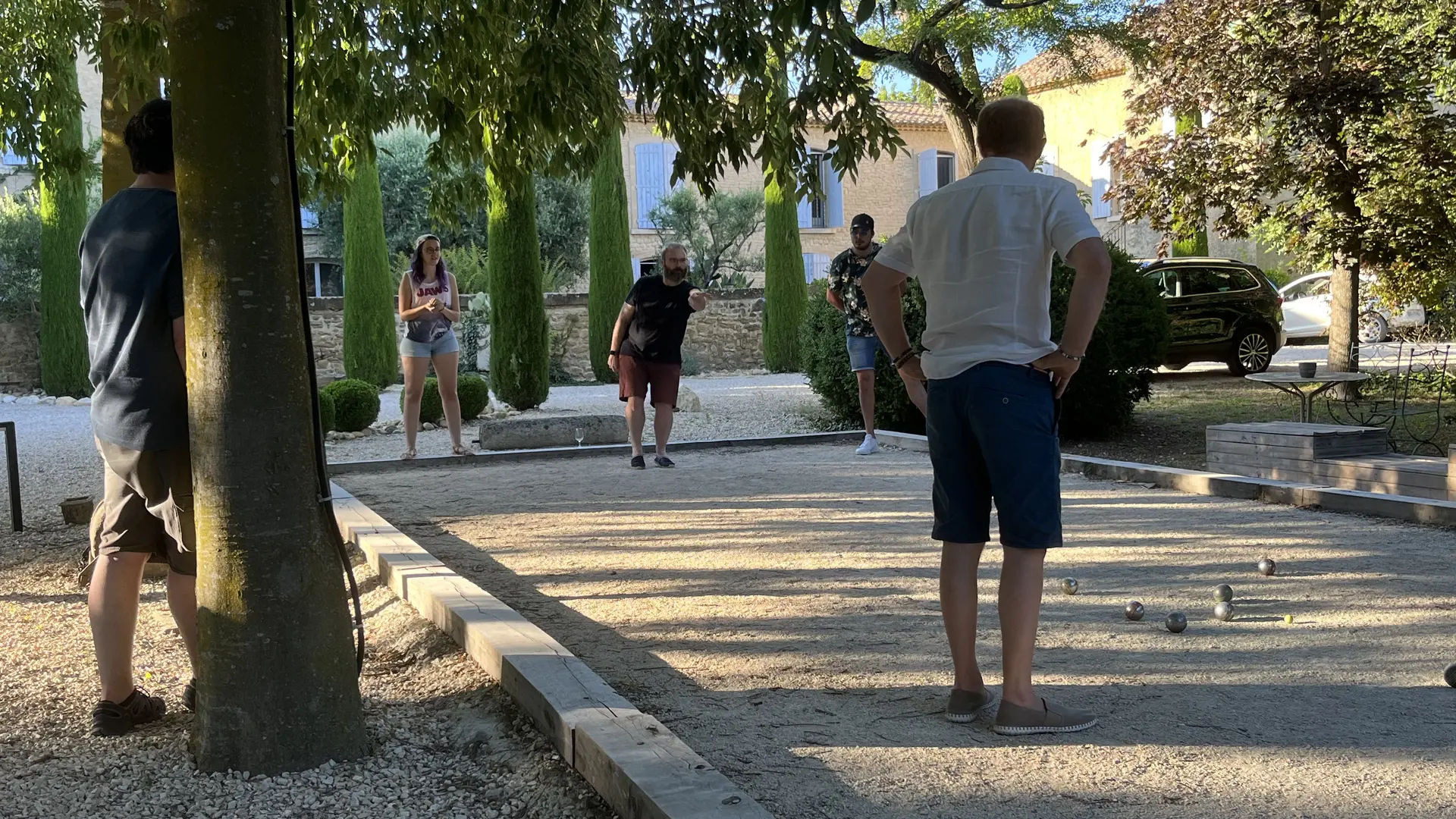 Le terrain de pétanque