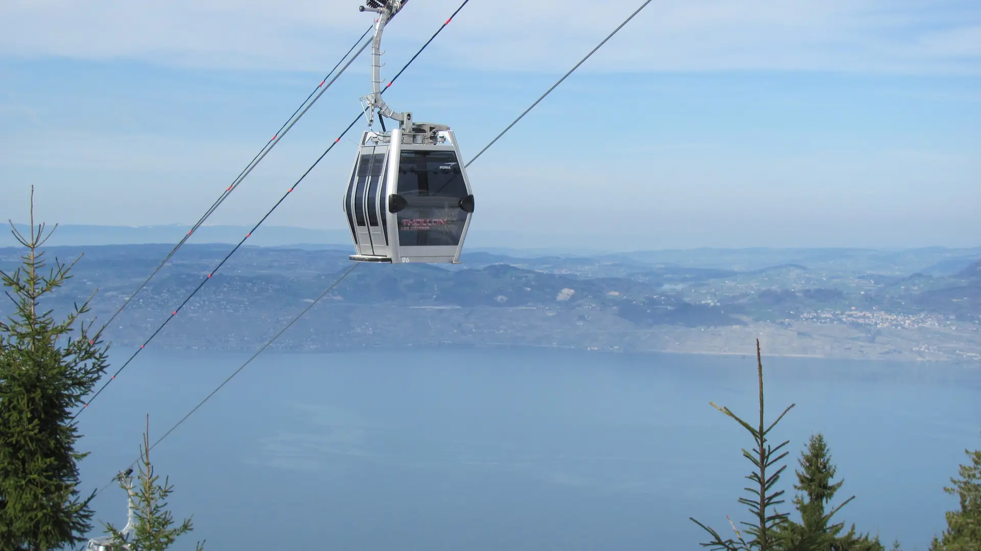Cable car of Thollon-les-Mémises
