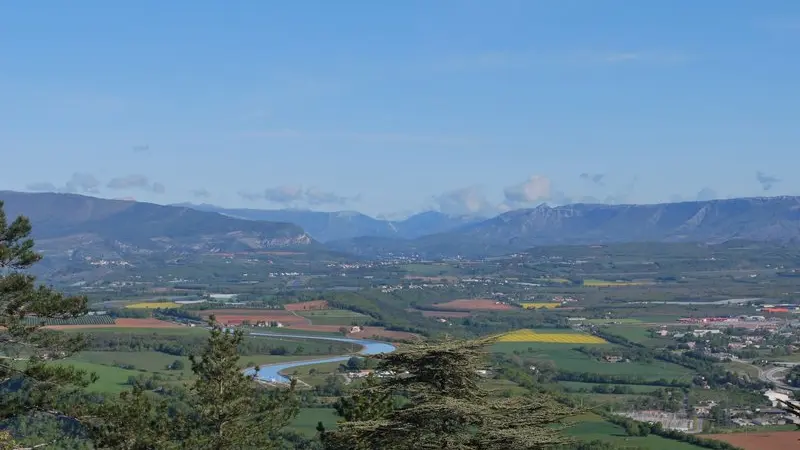 Vue sur le sisteronais et le laragnais